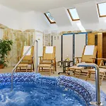 Pensión Rege - Wellness House 4*