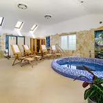 Rege - Wellness House Eger