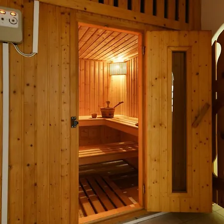 Rege - Wellness House Guest house *
